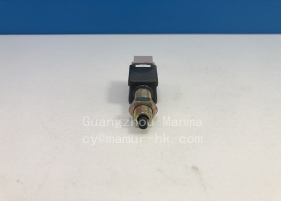 8-94118754-1 ISUZU Brake Parts Stop Lamp Switch For NKR NHR NPR NQR
